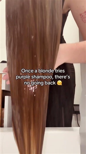 How often do YOU use purple shampoo?👀#HairCareTips #blondehair #purpleshampoo #america #usa | 00399