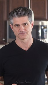 28K views · 320 reactions | Looking for some quick and easy decluttering wins? Start here. | becoming minimalist | Facebook