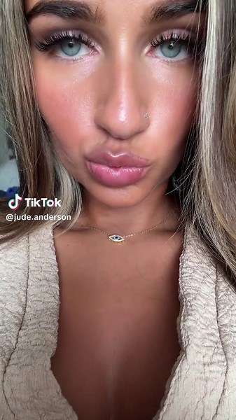 jude.anderson (@jude.anderson)’s videos with som original - gui