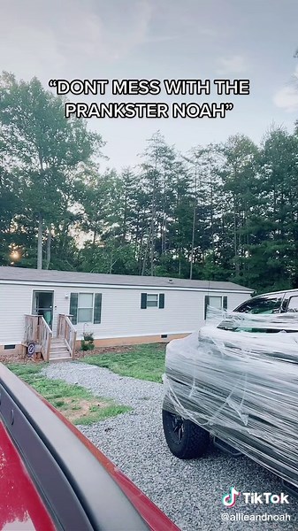 Pay back💪🏻🤷🏼‍♀️ #pranks #allieandnoah #whoop #paybacktime