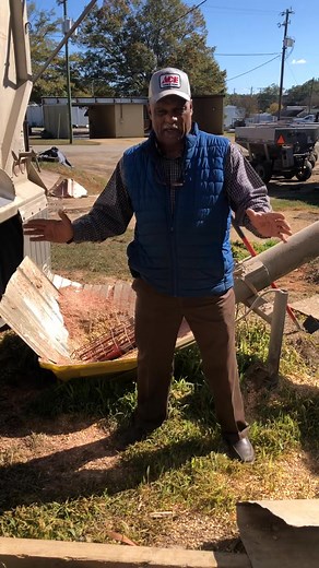 7.6K views · 88 reactions |  ONE-DAY SALE!  This Friday, November 14th ONLY, we’re dropping Combine Corn to just $6.50 a bag! ➡️ No pre-paying ➡️ In-store purchase only ➡️ Limit: 1 ton per customer Y’all don’t want to miss this deal! Stock up while supplies last and come see us at Ace Farm & Home! 鸞 | Ace Farm & Home Gilbertown | Facebook