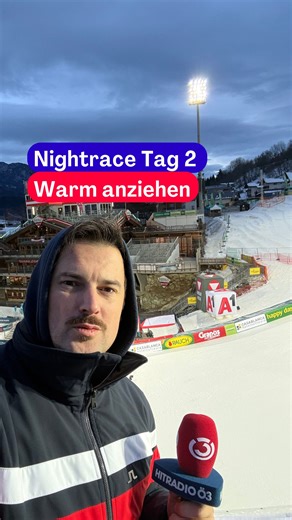 Live aus Schladming, das Ö3-Wetter mit Sigi Fink. Wer am Abend den Slalom schaut: warm anziehen! Und Stöckelschuhe lieber daheim lassen 😉 | Hitradio Ö3