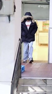 𝗗𝗔𝗬 3️⃣7️⃣[08-11-25] "CY went to work at 06:07...Have a safe and smooth filming."🥰 #FifteenDaysInTwoCapital #chengyi成毅 #qiqi #ChengYi 🍊🥝💚 #nocopyrightinfringementintended Ctto_Twitter | Cheng Yi成毅 Hongkong China FanBase