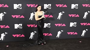 Dove Cameron commands attention in black gown at 2023 MTV VMAs