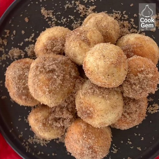 Sweet Sfinci Sicilian Fried Dough