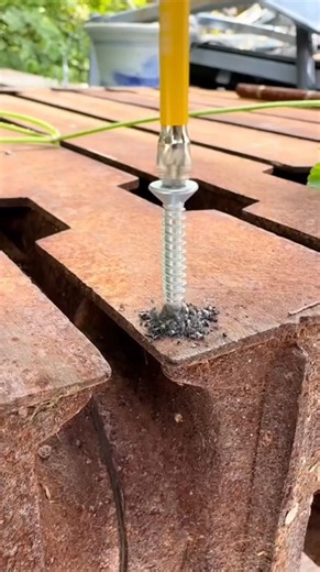 306K views · 2K reactions | Anti-slip Phillips Bit #rurallife #farmlife #trip #pakci #iencp | PowerTools | Facebook