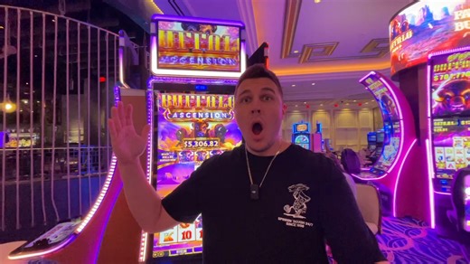 5.9K views · 243 reactions | How I WON $1,000 On This Slot Machine! #slots #lasvegas | SayHiToMatthew | Facebook
