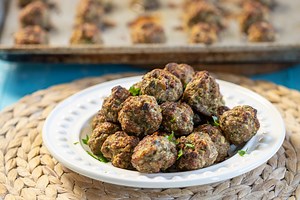 Broiled Keftedes: Greek Meatballs