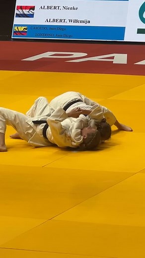 WK KATA PARIJS• KATAME-NO-KATA • Een prachtig kata van Nienke en Willemijn 🤩 #katateamnl🇳🇱 | Nationale Wedstrijd Kata Commissie Judo - JBN