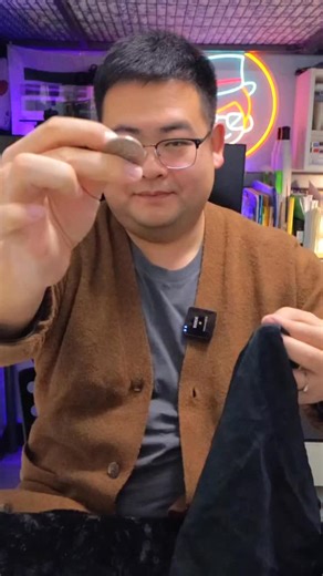 Loong on Instagram: "Learn a Quick Coin-and-Silk Magic Trick in One Minute"