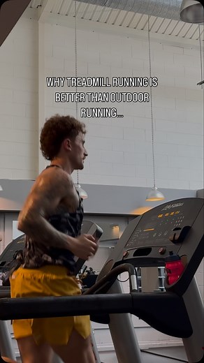 Living in a very hilly city makes the treadmill very appealing to me - especially on recovery days when I don’t need another quad-destroying hill but also session days too Here’s why I’m loving it: ▪️ Pace control — no hills to spike my heart rate when trying to hit specific paces in workouts ▪️ Easier on the joints — helpful when my legs just need to flush out the miles ▪️ No guesswork — I can lock into the right effort without stressing so I don’t need think at all - great when I’m half asleep