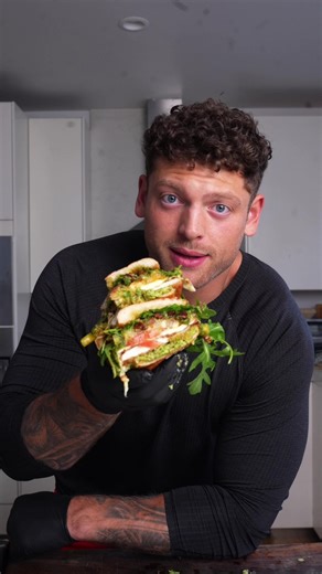 Delicious Pesto Chicken Sandwich Recipe