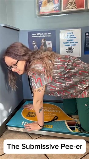 How different dogs react to getting on the scale. *Video featuring dog- Vet Tech Alyssa and client- Vet Tech Lindsey. #vettechlife #veterinarian | Animal Hospital of Seminole