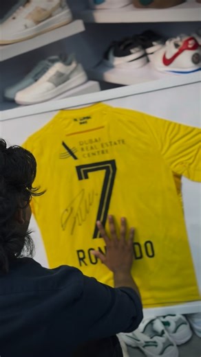 Rr7🍃 on Instagram: "I got my GOAT signature 🤯🥵‼️.. Cristiano Ronaldo has always been my biggest inspiration, and getting his signature feels like a dream come true. His dedication, discipline, and never-give-up attitude push me to work harder every single day. From his incredible goals to his strong mindset on and off the field, he proves that success comes from passion and hard work. Holding his autograph in my hands is not just about a signature—it’s a reminder that with focus, confidence, 