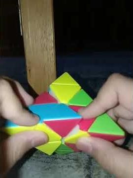 solving a pyraminx
