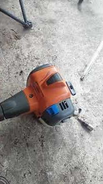 How to change the shaft on a Husqvarna 322l string trimmer