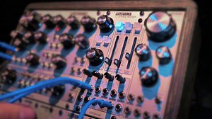 Analogue Synths with Nonstandard Waveforms Pt.1