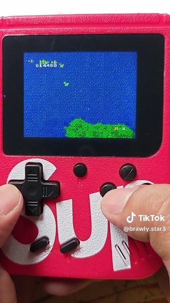 1942 family computer handheld #retrogaming #retro #games #handheldgaming #gameboy #familycomputer #sup