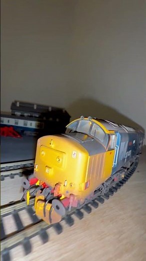 Bachmann - Class 37 BR Blue (DCC Light & Sound) Running! #lazerjet #modelrailway #bachmann #class37