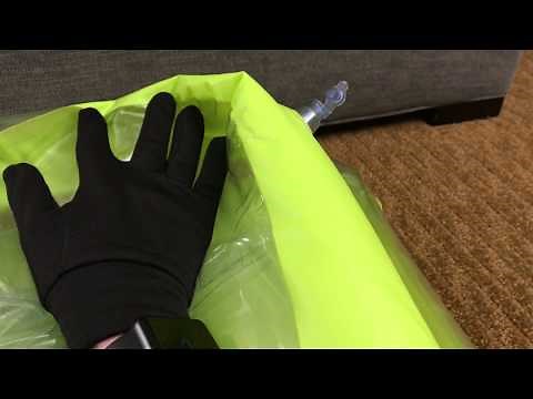 Deflating green Intex inflatable pool float mat