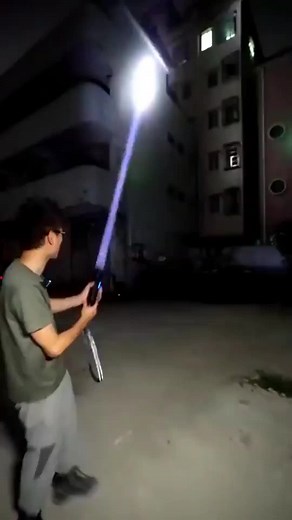 100,000 Lumens = Daylight At Nighttime🔥 | Out Now #flashlight #prepper #outdoor #tech #gadget