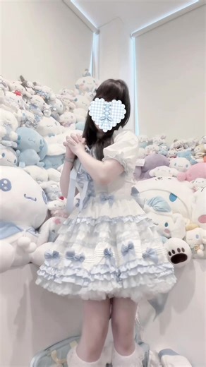 Exploring J-Fashion Trends: Lolita and Jiraikei Styles