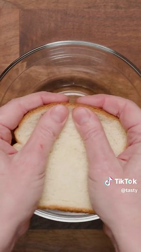 Authentic Italian Meatballs Recipe with White Bread