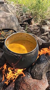 2.1M views · 68K reactions | Preparando aquele bom e velho pirão de peixe na beira do açude.  | Pescaria no Sertão | Facebook