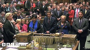 Brexit: MPs overwhelmingly back Article 50 bill