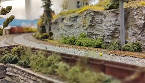 2.9K views · 66 reactions | “Walthers mainline F7 ABA upgraded with Tsunami2, TSU-21PNEM8 decoders and four scale sound speakers.” Peter S. | SoundTraxx | Facebook