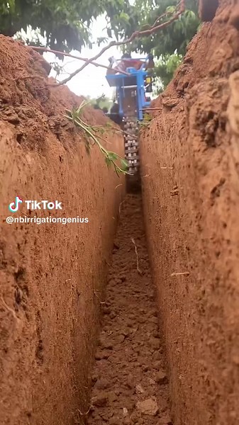 #ChainTrencher #ChainDitchDigger #ChainTypeTrencher #Trencher #DitchDigger