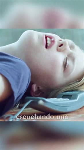 The story of rapper MC Mateo, who implanted a glowing neon aquarium inside his arm. The fish moved to the rhythm of his music... until the experiment turned into a disaster😳#MCMateo