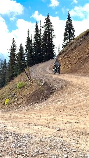 Every turn reveals a new adventure! . On the COBDR, Corkscrew Pass is a favorite for many riders...have you ridden the route? Which pass is your favorite? . 📹 Our friends Backcountry Expeditions | Backcountry Discovery Routes