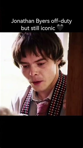 Jonathan Byers off-duty but still iconic 🖤…#charlieheaton #jonathan #strangerthings #netflix