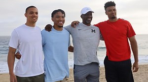 USC WR Amon-Ra St. Brown shares advantages of being youngest sibling