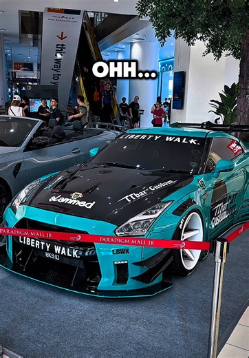 Mall Aura Farming with Liberty Walk GTR