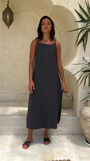 The Peony Dress is your go-to for travel days that start early and end somewhere beautiful. Made from breathable natural fabric that moves with you, it’s soft on skin, forgiving in all the right places, and ready in one simple step. No tugging. No tight waistbands. No decisions. Just slip it on and go. | Nomad the Label