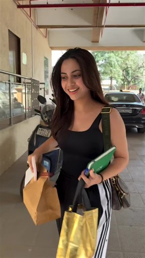 Reem Sameer Shaikh (@reem.sameer.shaik)’s videos with original sound - CRAZY DANCING FACTORY💃🏿🕺