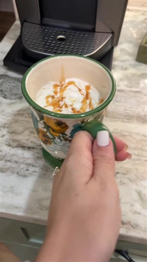 We’re OBSESSED🤩 • • • #javafactory #burstingwithflavor #coffee #fyp #coffeetiktok