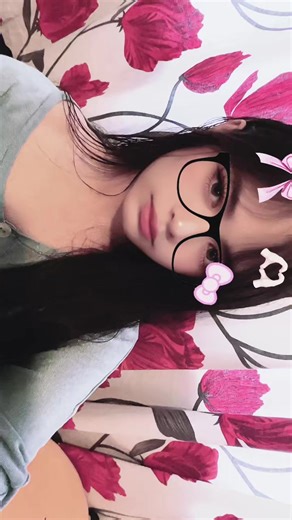 Anne_Rose🥀 (@anne_rose91)’s videos with son original - Scarazvspa.