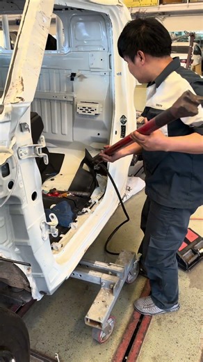 Bringing a Wrecked Roof Pillar Back to Life 💥 #carrepair #ซ่อมรถ