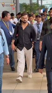 Virat Kohli Spotted At The Airport—The King Never Goes Unnoticed! #viratkohli #cricket #ipl2025 #ipl #indian #cricket #virals #style | Movie Review Preview