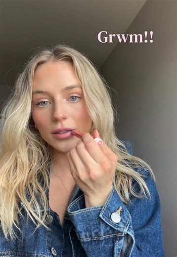 Lady Gaga's Haus Labs Foundation Review
