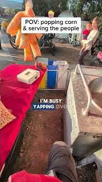 kettle corn vs popcorn 🍿 #kettlecorn #pov #popcornnate #lincolnlandkettlecorn #popcorn