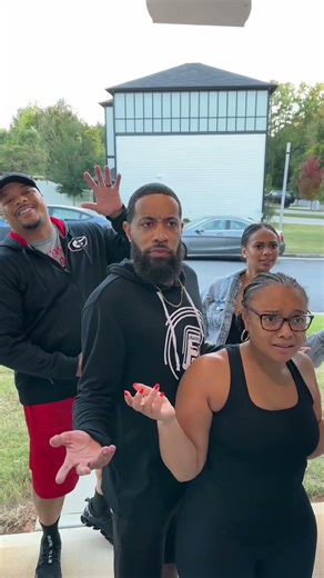 When you invite your extroverted friends over #marriage #couplescomedy