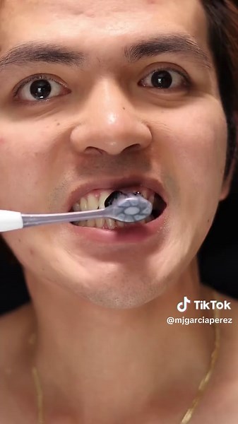 Teeth Whitening with Purple Toothpaste: A How-To Guide