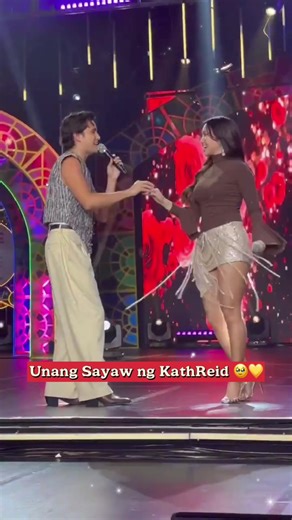 Sabay-sabay na ba tayong hihimlay? 😩🥹💛 Nag-first dance na sila! @James Reid @ABS-CBN @DreamscapePH @ABS-CBN PR #KathrynBernardo #jamesreid #kathreid #SomeoneSomeday #abscbnchristmasspecial2025