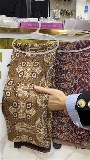 Vidéos de Sinda (@boutique_sinda) avec son original - Sinda