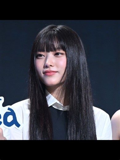 Haerin's Stunning Visuals Captivating Fans