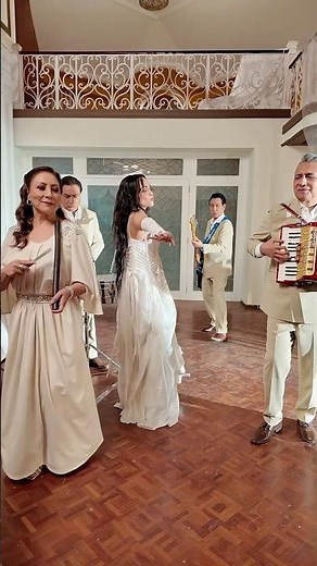 ¡Su nuevo trauma ya está aquí! ✨Gracias Melissa por sumarte a esta #cumbia 💙 #angelesazules #musica